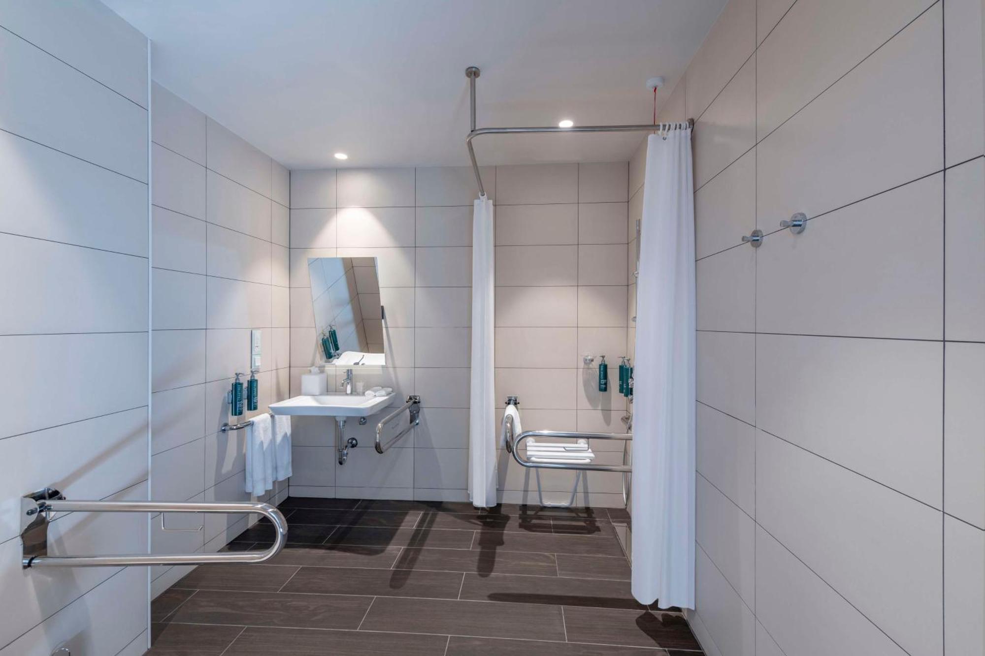 Hilton Garden Inn Tbilisi Chavchavadze المظهر الخارجي الصورة