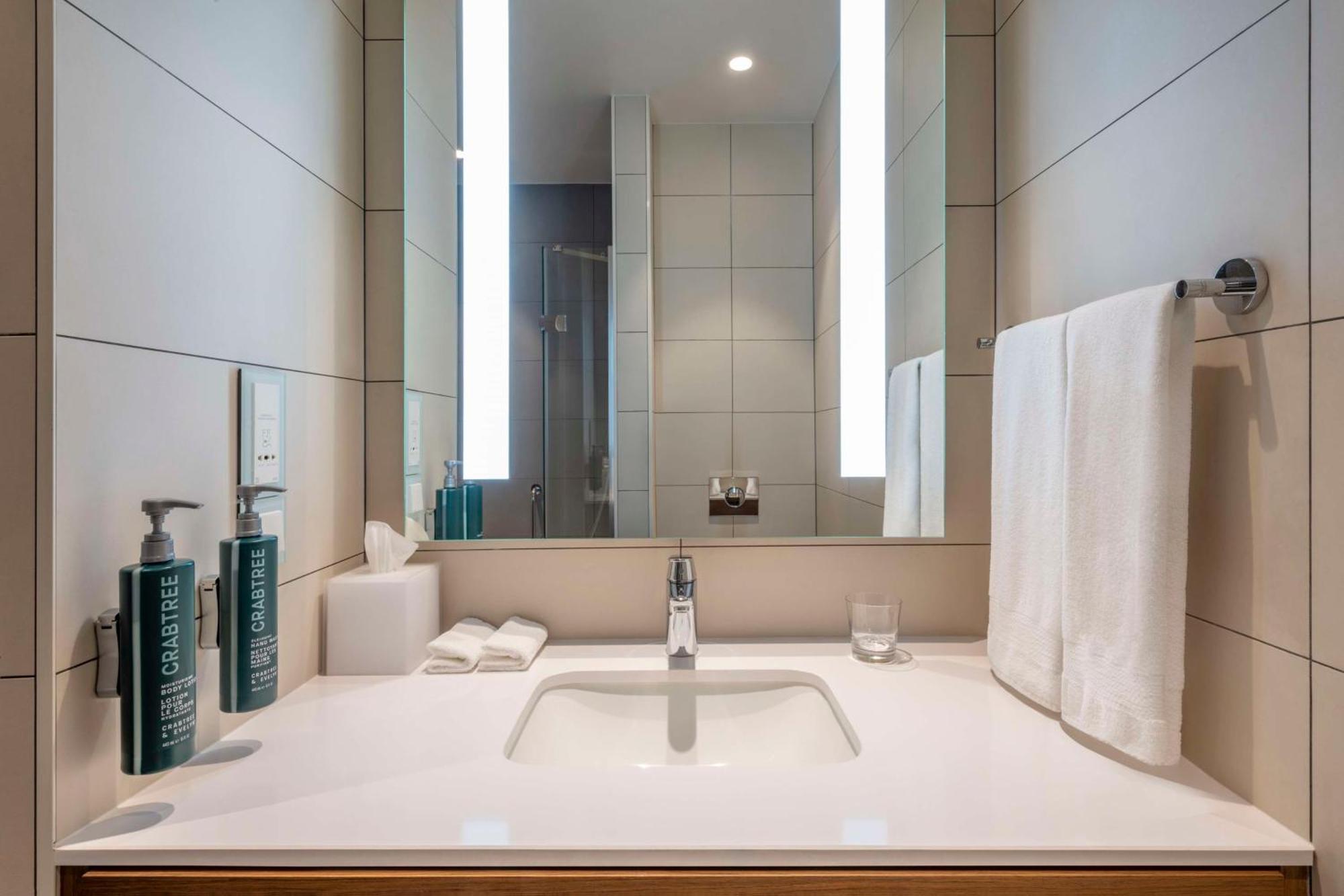 Hilton Garden Inn Tbilisi Chavchavadze المظهر الخارجي الصورة