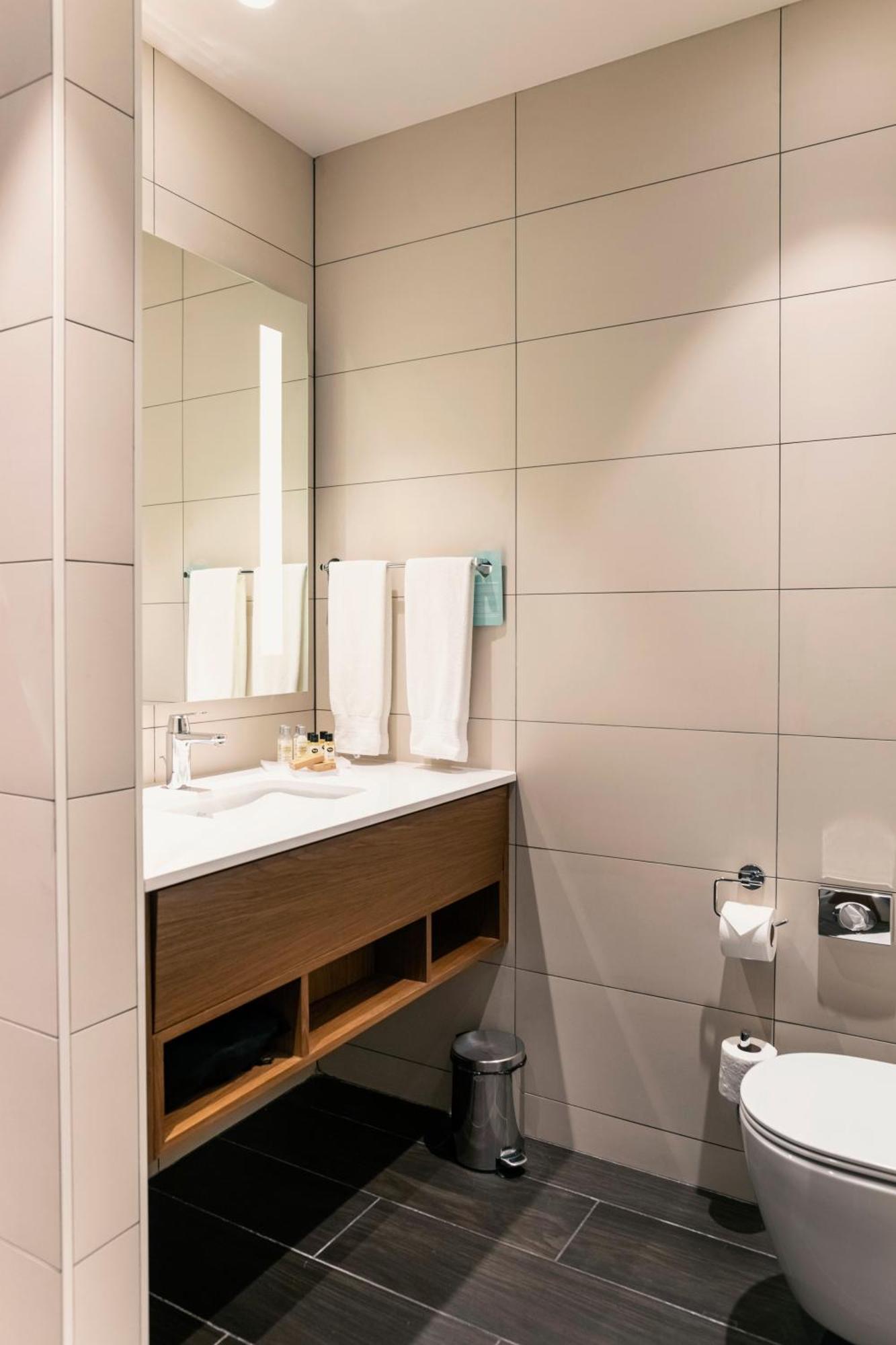Hilton Garden Inn Tbilisi Chavchavadze المظهر الخارجي الصورة