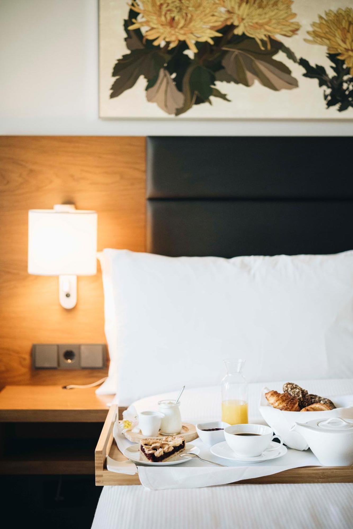 Hilton Garden Inn Tbilisi Chavchavadze المظهر الخارجي الصورة
